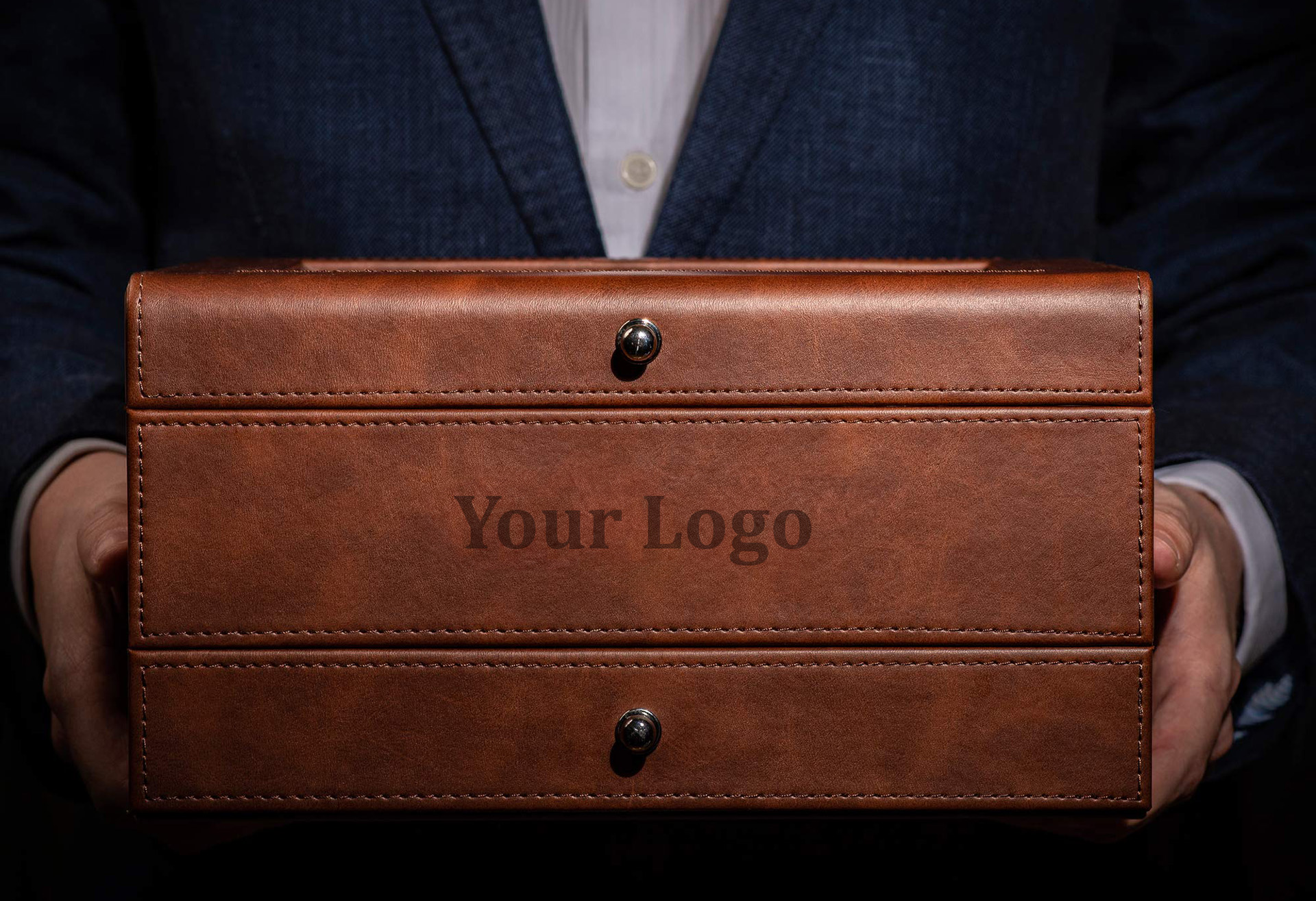 boîte de montre avec logo personnalisé