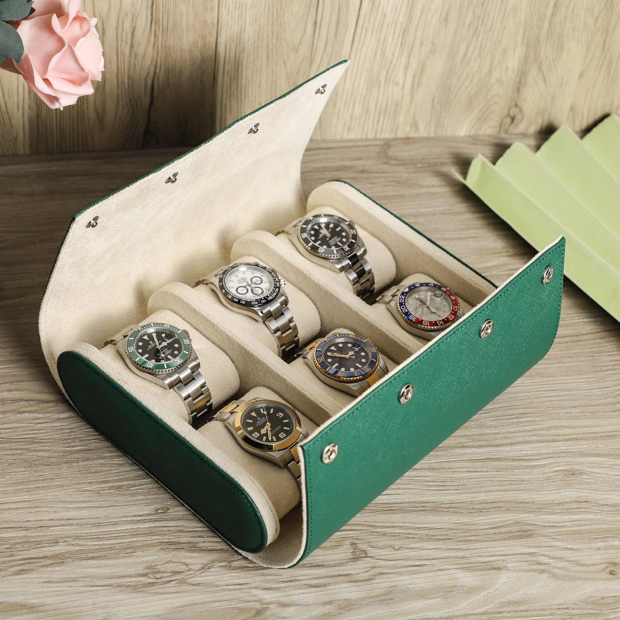 pochette à montre en cuir