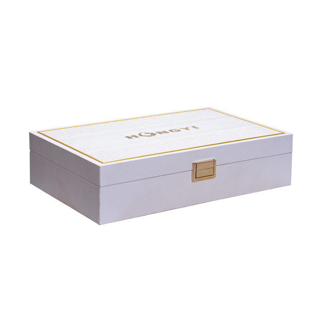 Boîte d'emballage de parfum en cuir brodé blanc de luxe pour cadeau